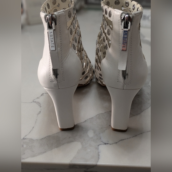 1. State New White Leather Booties Size 6.5 - Picture 7 of 8